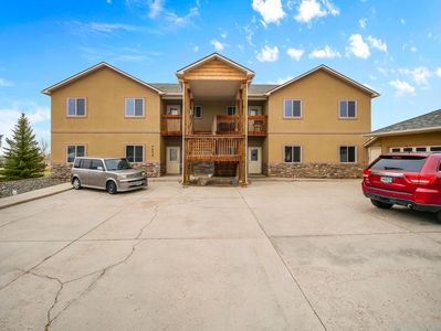2454 N 13th St, Laramie, WY, 82072