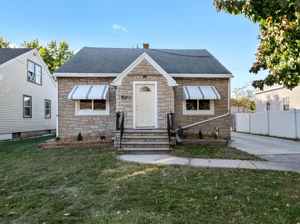 448 Bellevue St, Green Bay, WI 54302