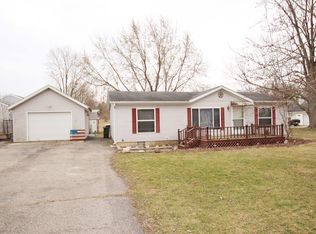 805 Drake Rd, Kendallville, IN 46755