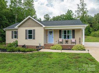 2921 Heavners Farm Ct, Lincolnton, NC 28092