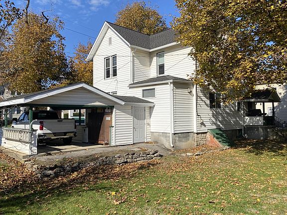 4th image of 611 Williams St