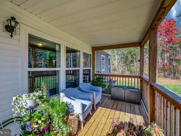 5126 Burr Hill Rd, Rhoadesville, VA 22542