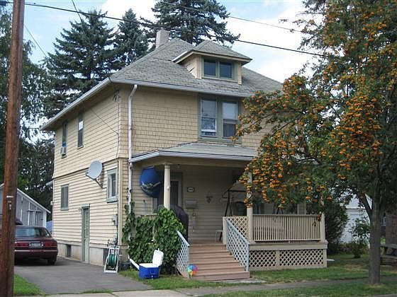 2nd image of 700 Hopkins St