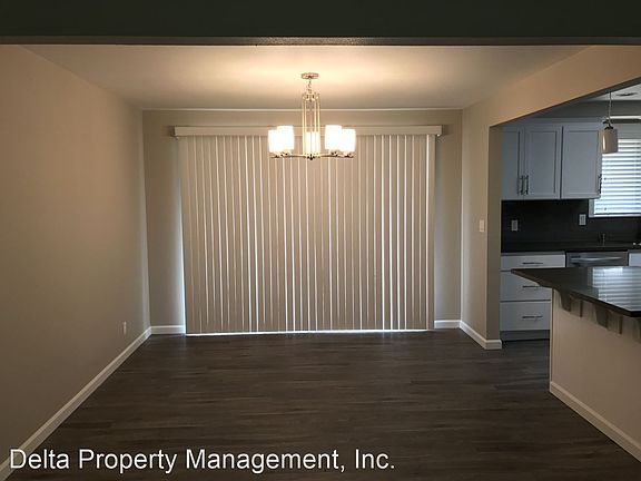 3rd image of 3915 88th St NE