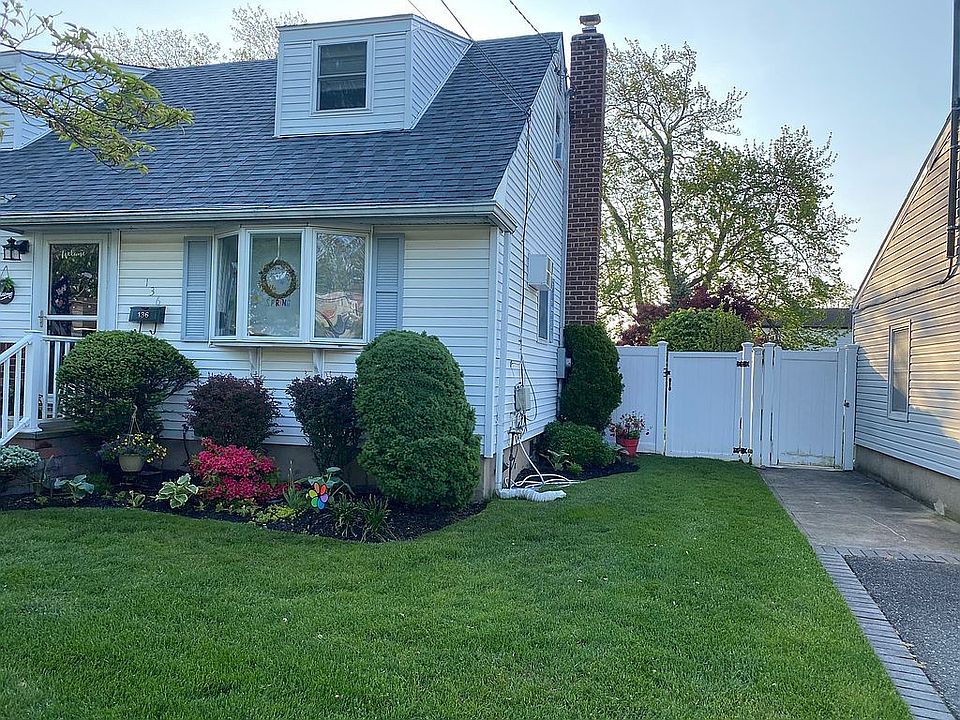 2nd image of 136 Sunset Ave
