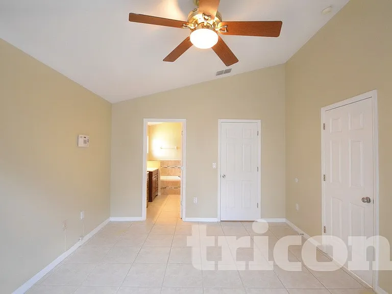 2517 Clareside Dr — Photo 17