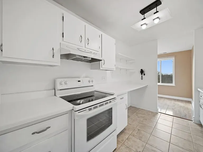 425 Walnut Creek Ln #1401 — Photo 5