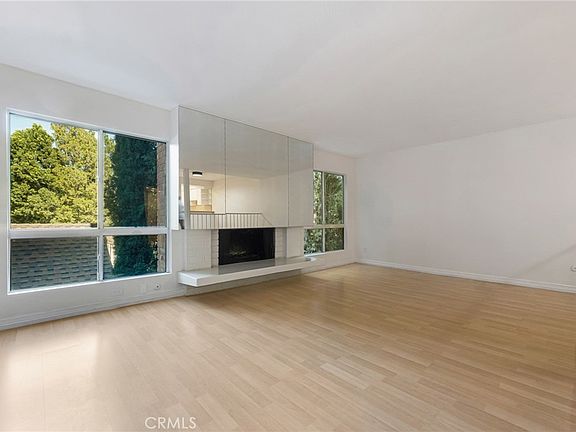 3rd image of 4807 Woodley Ave Unit 208