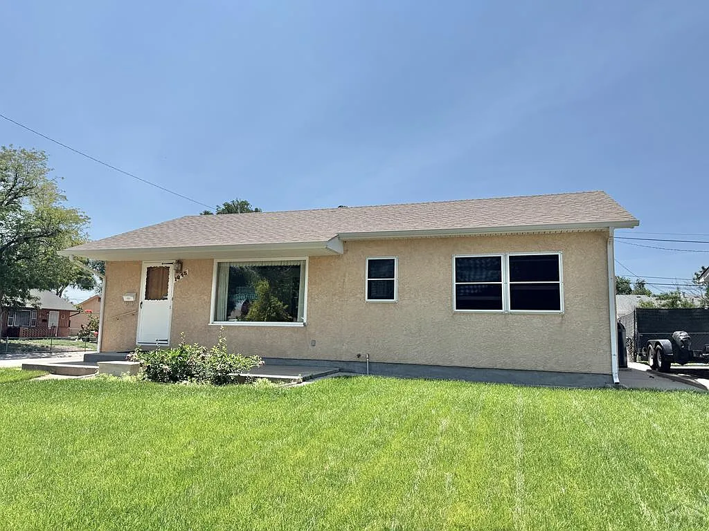 1645 Cherrywood Ln photo 1