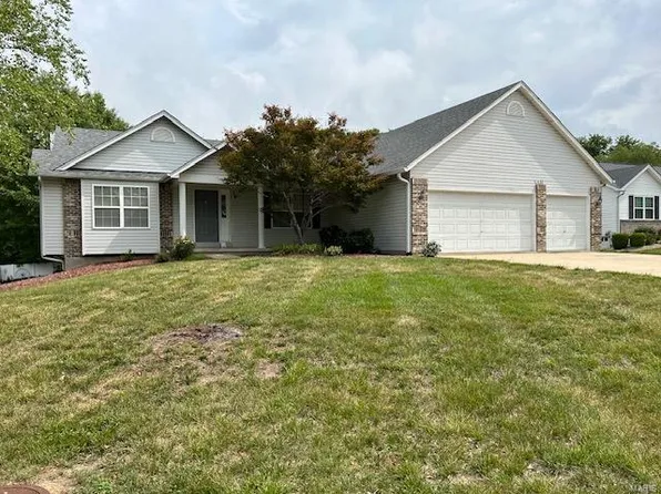 1433 Kearney Dr, Dardenne Prairie, MO 63368