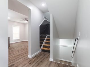 933 Indiana St UNIT B, Lawrence, KS 66044