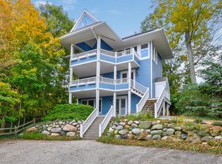 4699 Indianapolis Ave, Holland, MI 49423