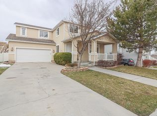 1531 N Candellaria Dr, Tooele, UT 84074