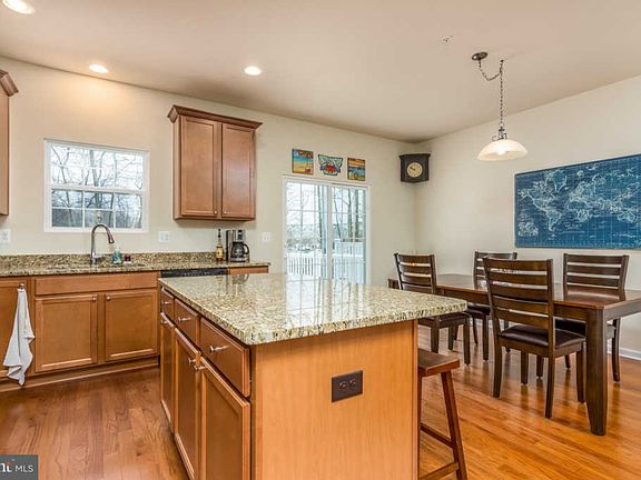 3rd image of 7013 Dannfield Ct