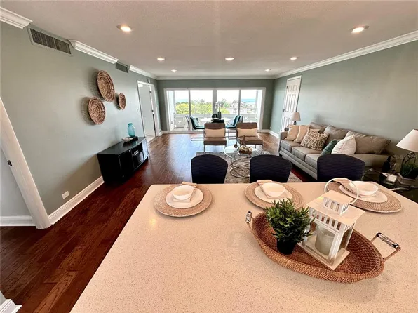 1365 Snell Isle Blvd NE APT 6E, Saint Petersburg, FL 33704