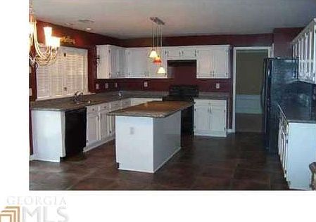 2nd image of 520 Shale Ct