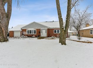 315 S Slusser St, Grayslake, IL 60030