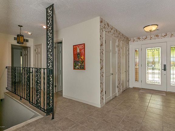 5th image of 3503 Farwell Dr
