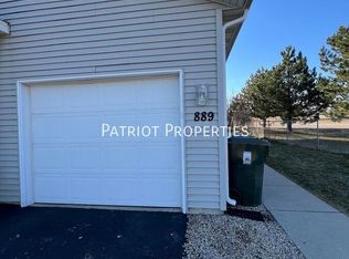 887 Saint Albert The Great Dr, Sun Prairie, WI 53590