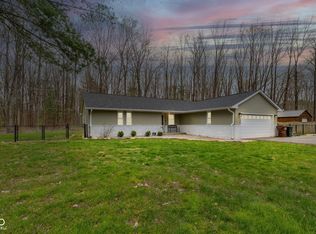 7376 N Haywood Farms Rd, Brazil, IN 47834