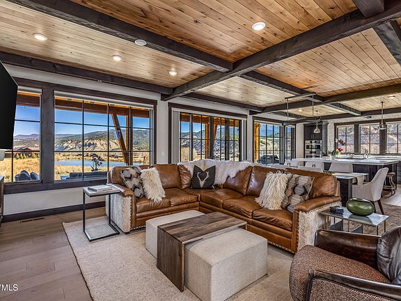 5th image of 140 Hunters View Ln