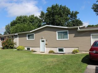 197 Otter St, West Union, IA 52175