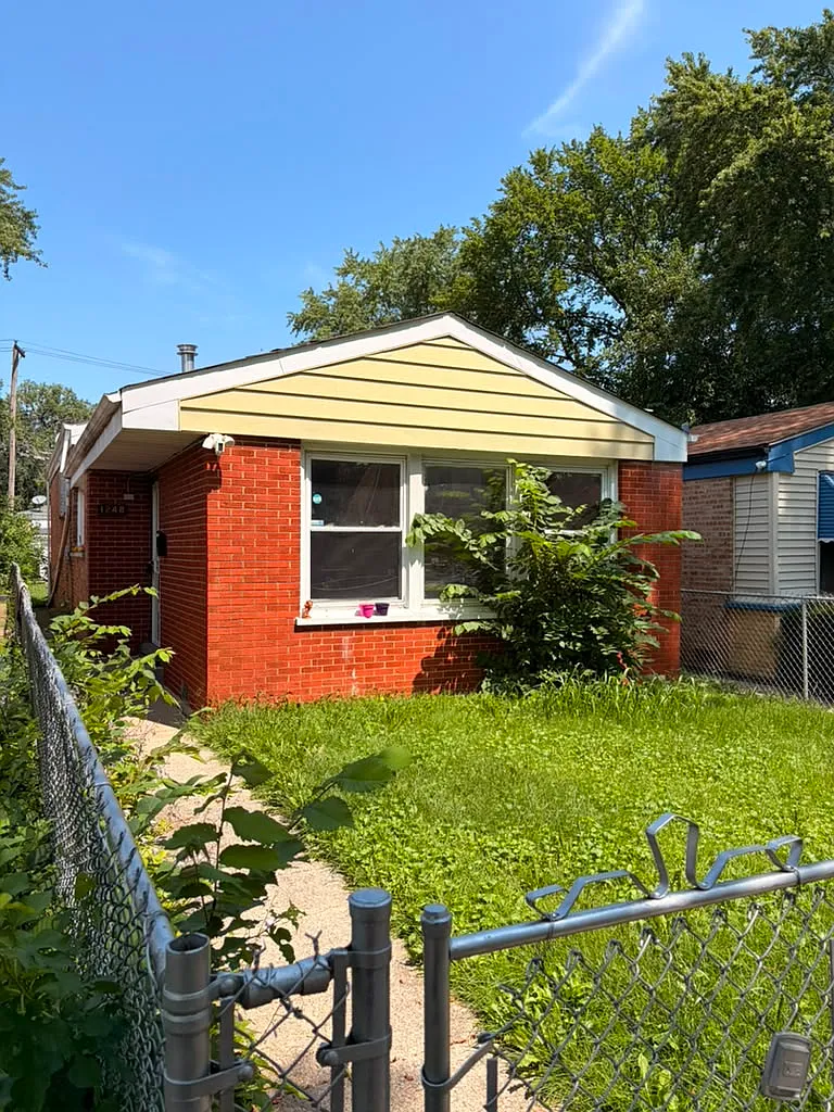 1248 West 108th Place - 1 — Photo 2