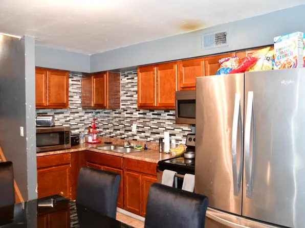 8930 North 95th STREET #A, Milwaukee, WI 53224