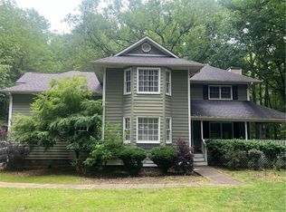 105 Flat Creek Ct, Fayetteville, GA 30214