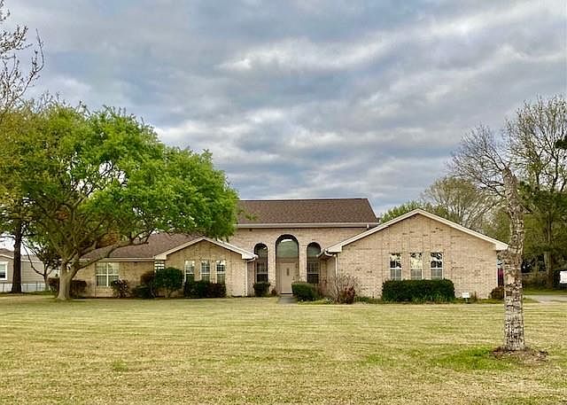 VIEW FROM THE FRONT OF 2270 N 18TH