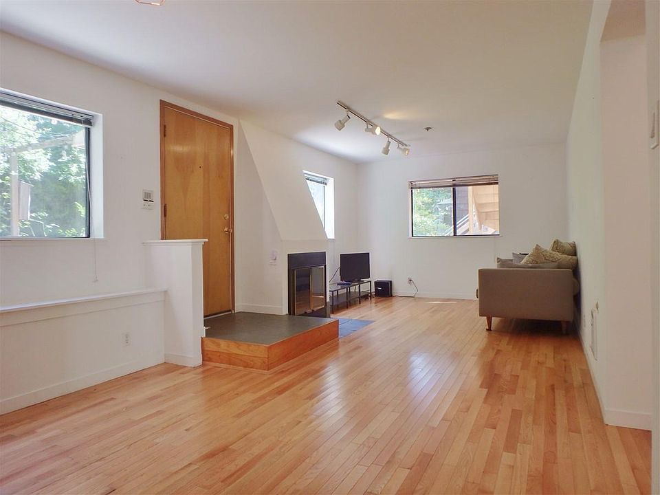 1st image of 463 Greenwich St #C