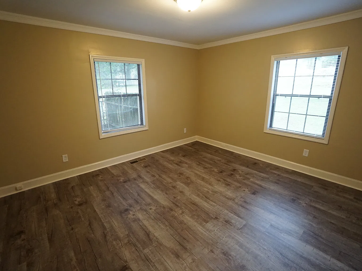 8410 10th Avenue South - 1 — Photo 3