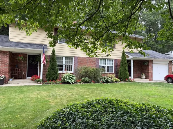 4214 Woodpark Dr #4214, Stow, OH 44224