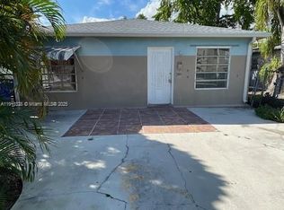 300 SW 31st Ct, Miami, FL 33135