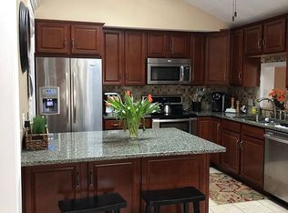 74 Purchase St, South Easton, MA 02375