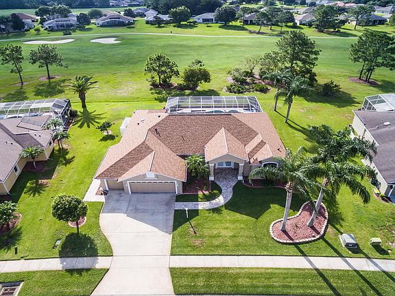 3rd image of 6375 Fairway Cove Dr
