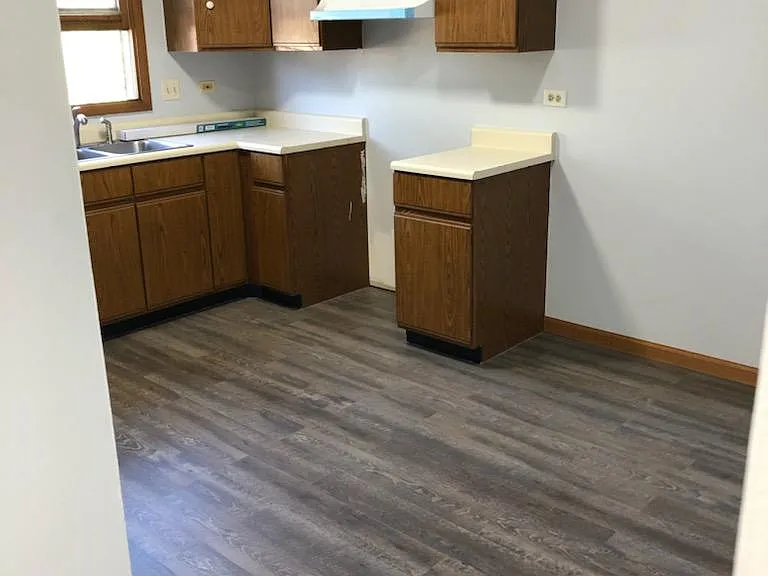 570 Drom Ct #E — Photo 1