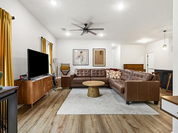 2nd image of 308 Frank T Bunton St