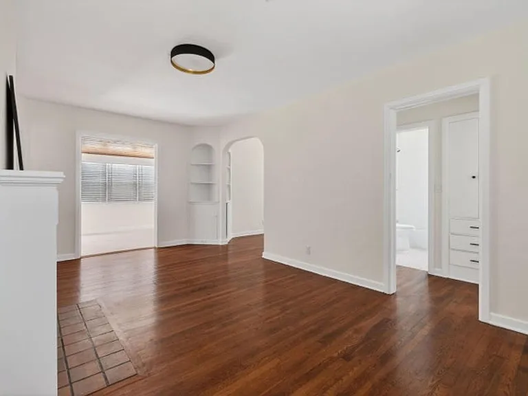 236 Greymon Dr — Photo 9