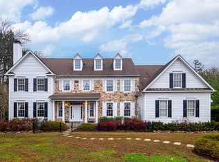 20 Lily Pond Ln, Chester Springs, PA 19425