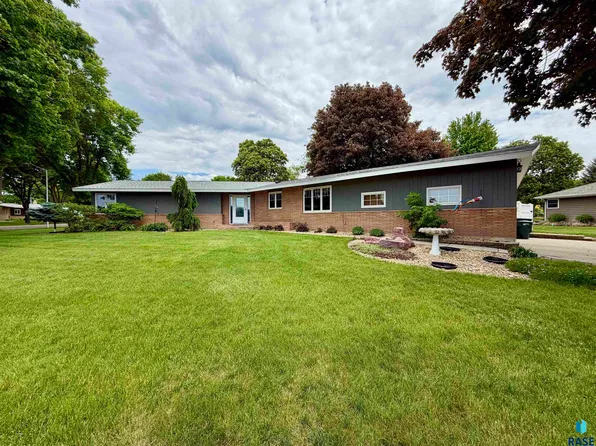 (undisclosed Address), Luverne, MN 56156