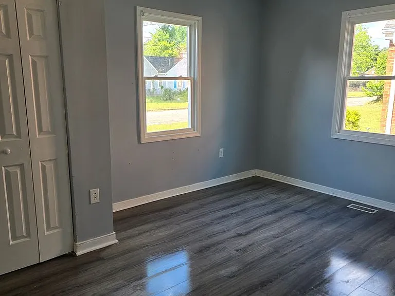 1740 Randolph Ave — Photo 9