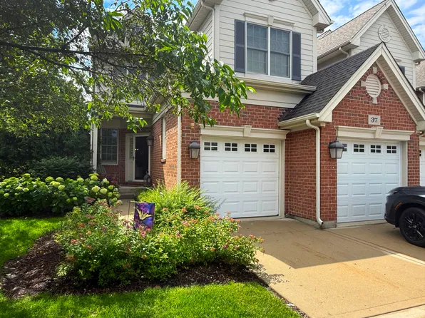 37 Red Tail Dr, Hawthorn Woods, IL 60047