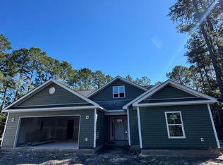 414 Laurel Ct NW, Calabash, NC 28467