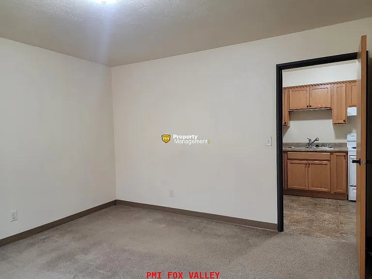 104 Sycamore Dr #3 — Photo 8