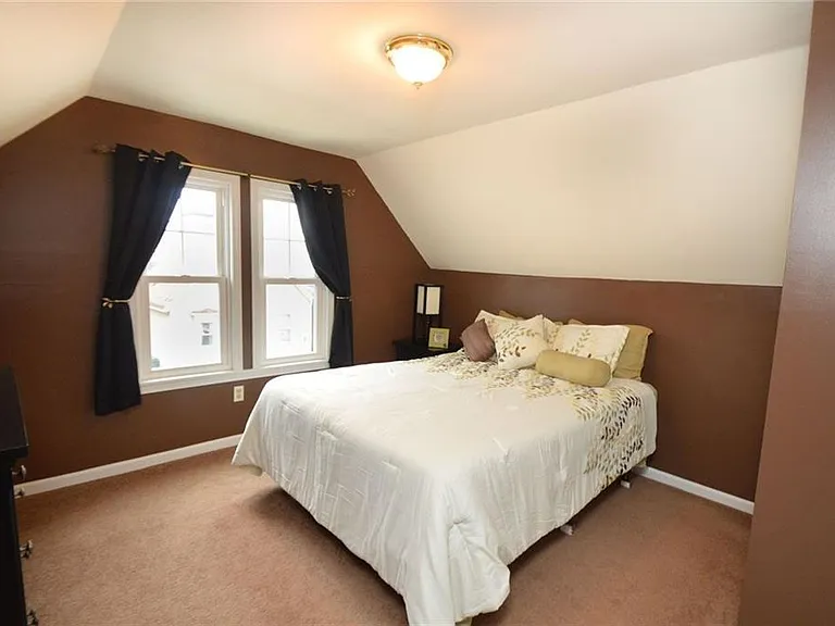 44 Bloomfield Pl — Photo 16