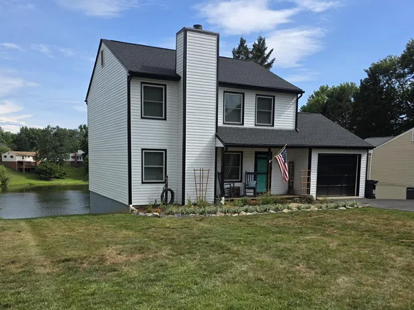 8141 Ashton Ln, Roanoke, VA 24019