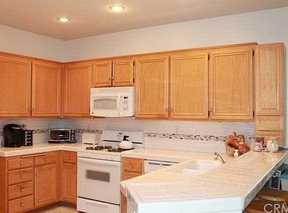 2nd image of 7680 Calle Hacienda