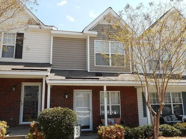 308 Bridford Downs Dr, Greensboro, NC 27407