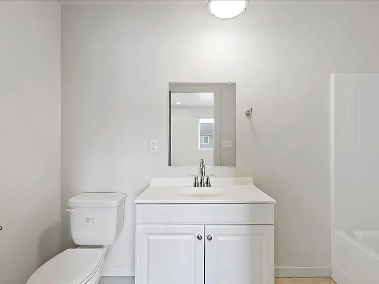 114-116 E Ravenna Ln #130 — Photo 28